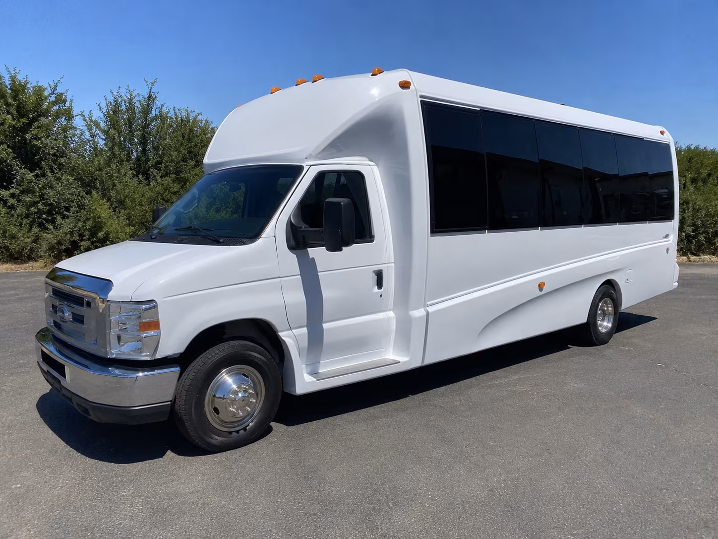 cambridge night out party bus rental