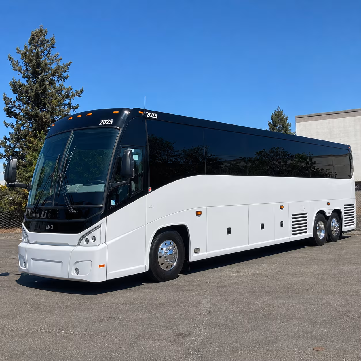 everett charter bus rental fleet