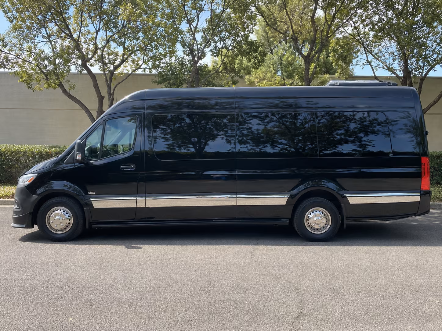 everett wine tour transportation