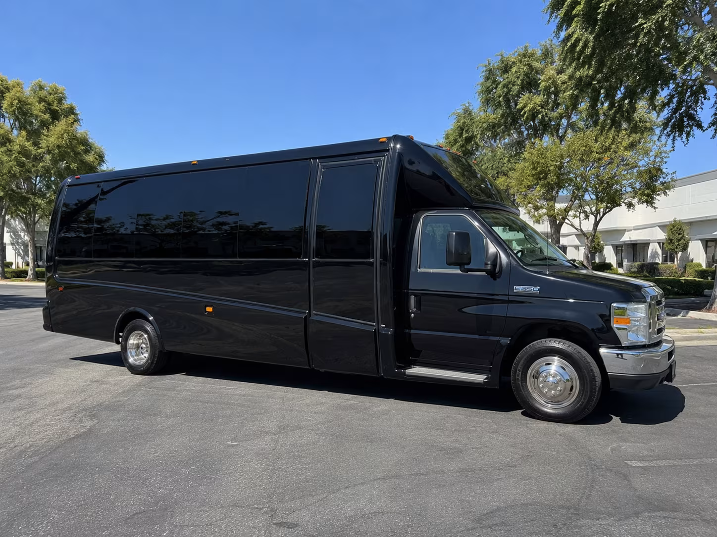 malden bus rentals