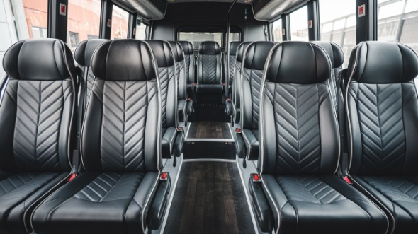 18 passenger minibus rental brookline